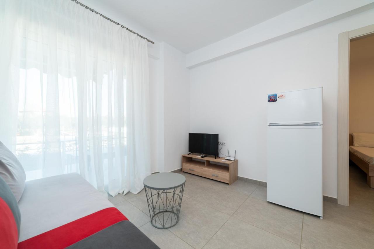 Danai Residential Complex Ofrínion Esterno foto